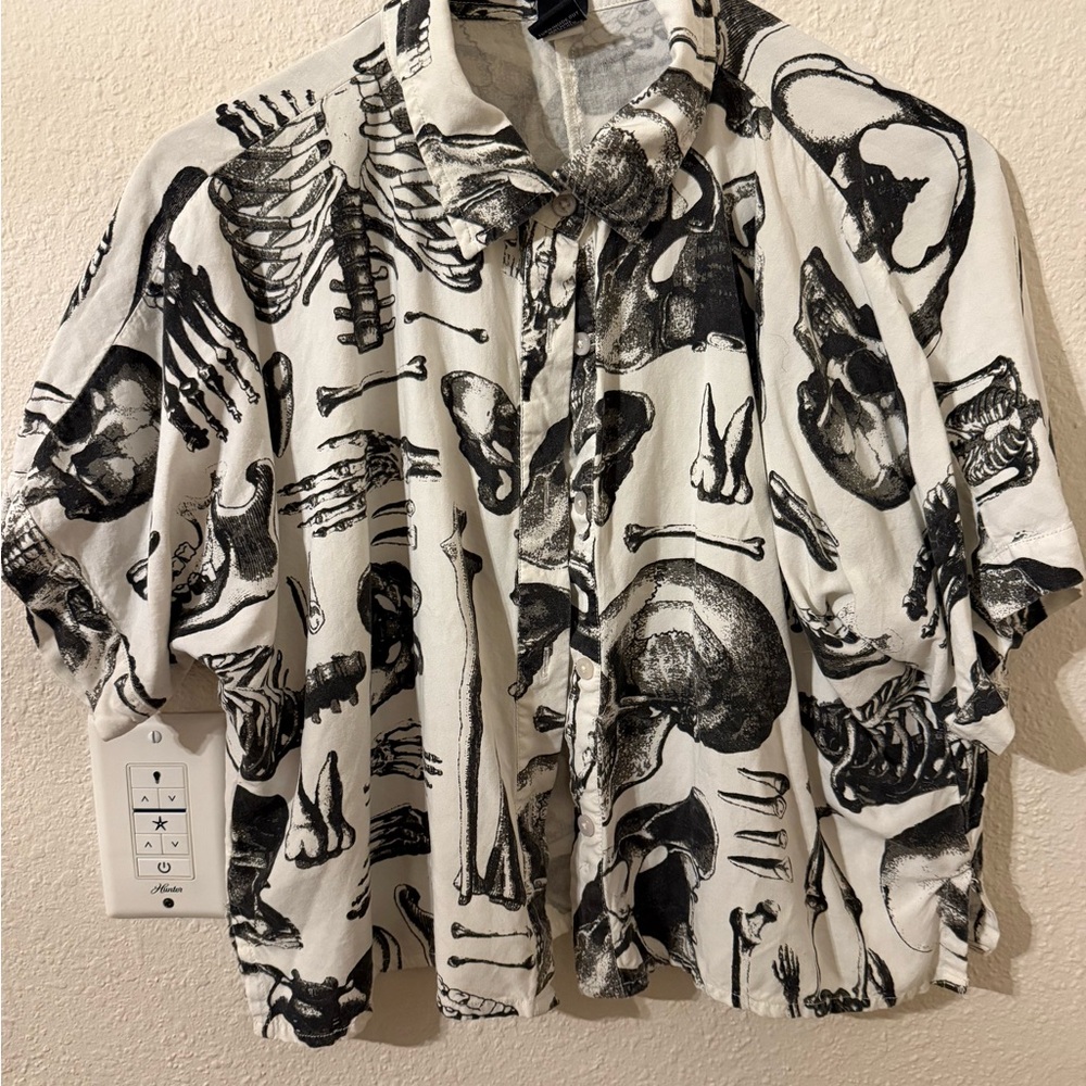 Black and White Skeleton Print Boxy Girls Crop Woven Button Up